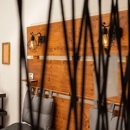 Lodge&art بيت شباب *